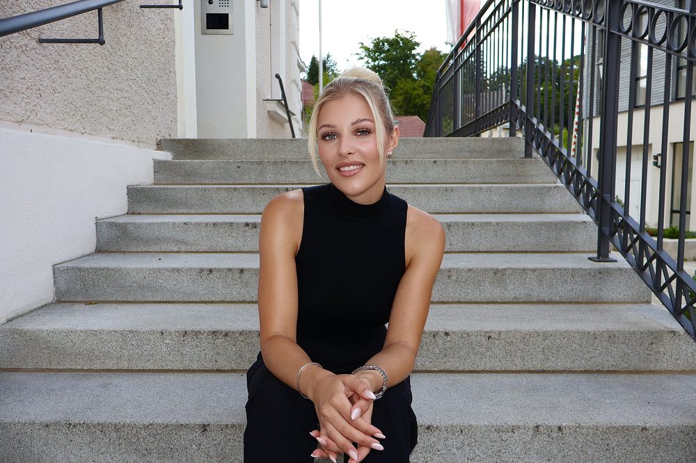 Annalena Müller, Recruiterin und Assistenz